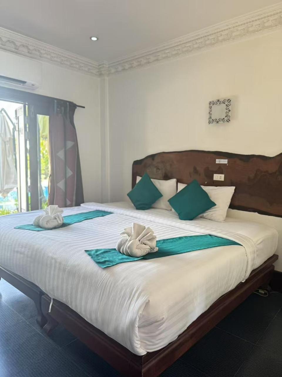 Alana Luang Prabang Hotel Exterior photo